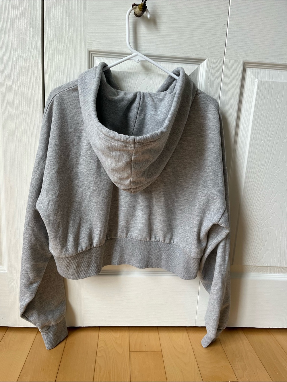 Roxy Light Gray Cropped Hoodie